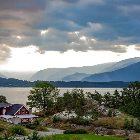 Vikaparken Hardangerfjord アパート